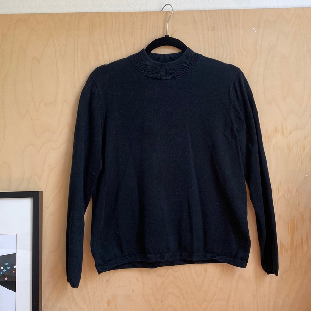 Vintage | Black Mock-Neck sweater L